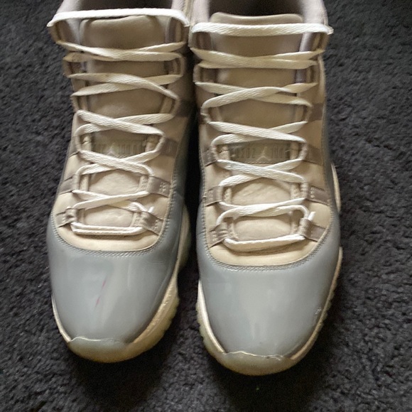 Jordan 11 cool Size